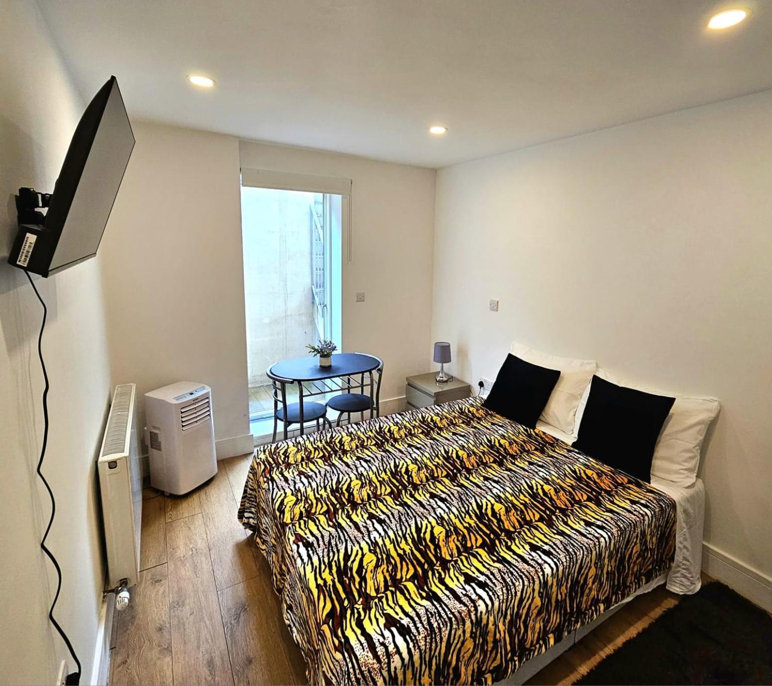 Oliver Double Room London Exteriör bild